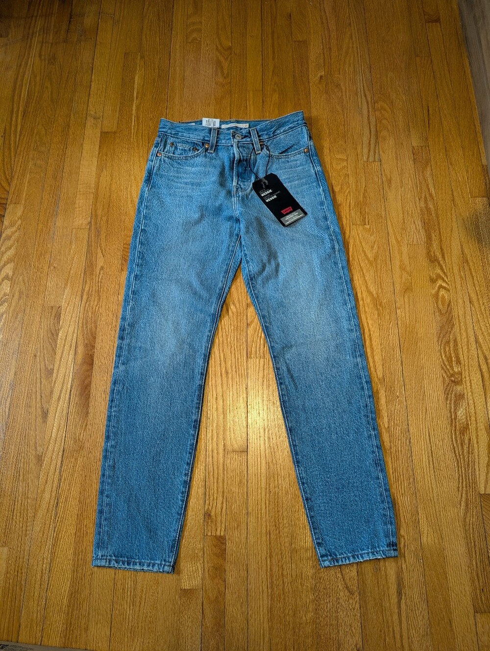 NWT Levi's Premium Wedgie Straight Jeans 25 100% Cotton